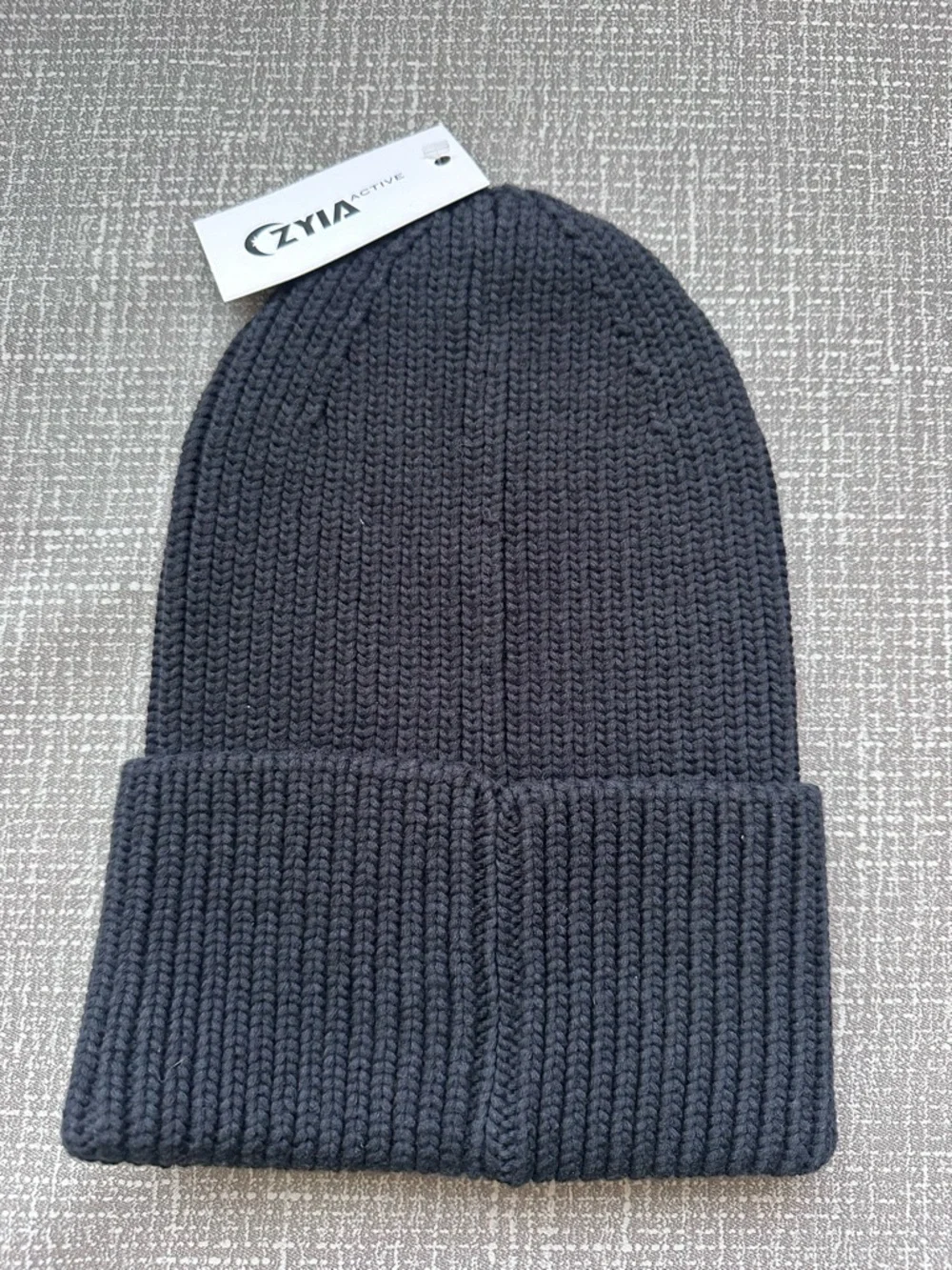 Zyia Active Black Gady Valley Beanie NWT Ribbed Knit Logo Cuffed Hat